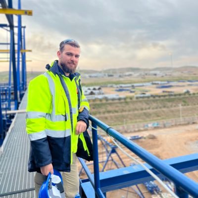 Alisarkawt21's profile picture. 