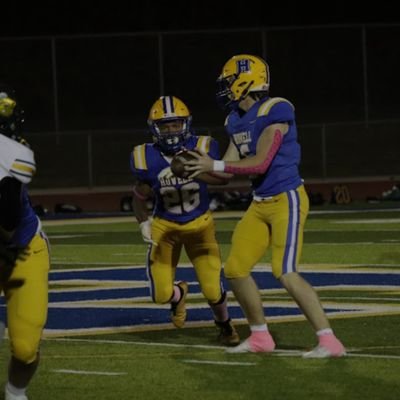 #26 Francis Howell football 2026
Missouri 
5'9 185 RB
Gpa:3.2 email: savageballer826@gmail.com