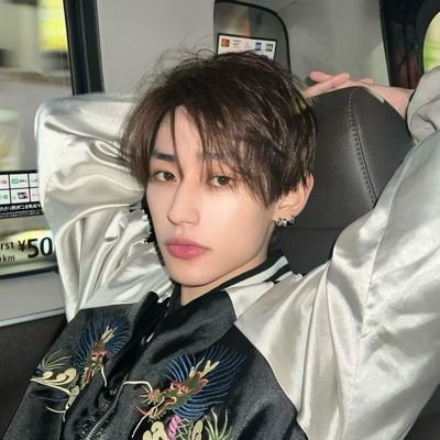 yabokuxz's profile picture. ㅤ ㅤ ㅤㅤ — 𝐢 𝐝𝐨𝐧'𝐭 𝐤𝐧𝐨𝐰 𝐰𝐡𝐲 𝐢 𝐚𝐦 𝐭𝐡𝐞 𝐰𝐚𝐲 𝐢 𝐚𝐦
