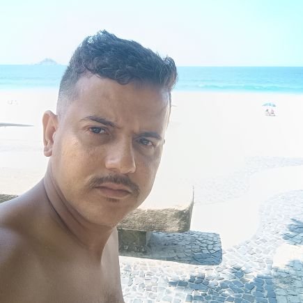 Luandaavare's profile picture. 