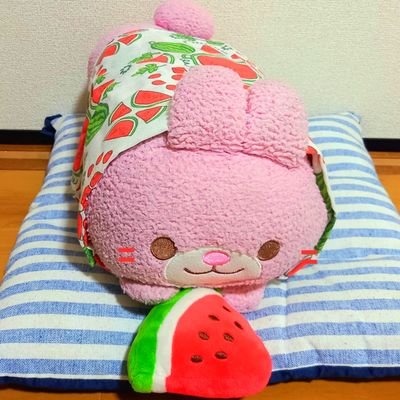 うにゅ~🎵おいら、ウサ太郎だよ🐰ぬいぐるみ寄席の噺家なーの🐰東京落語は柳派🐰憧れの大看板は天才、柳家喬太郎師匠🐰真打ちめざして厳しい稽古に明け暮れる分だけ、しこたま酒のんで酔っ払うんだ🐰うにうに🐰ぴょんぴょん🎵
カントクのnoteは
https://t.co/hkLSJC7rS0