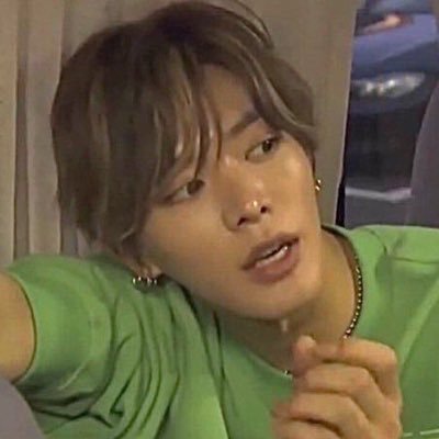 lvl 23, kpop stan, dancer, crocheter, reader, stoner, mom