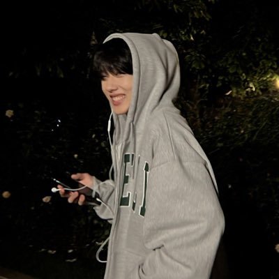 nnwyearjingko's profile picture. (7824) —🧺 𝙄 𝙝𝙤𝙥𝙚 𝙩𝙝𝙚 𝙬𝙤𝙧𝙡𝙙 𝙬𝙞𝙡𝙡 𝙗𝙚 𝙠𝙞𝙣𝙙 𝙩𝙤 𝙟𝙞𝙨𝙪𝙣𝙜.