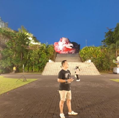 beranilah untuk kebenaran, meskipun hanya tinggal kamu sendiri di jalan kebenaran itu..