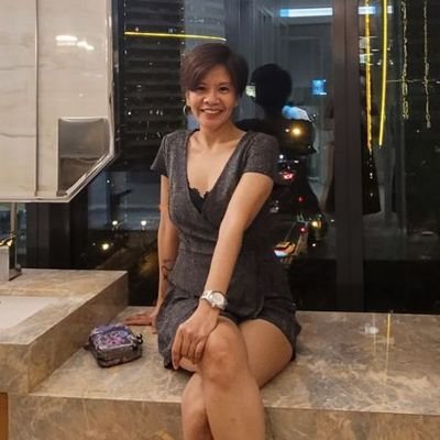 JenDec77's profile picture. I'm here to convey. I am not here to convince