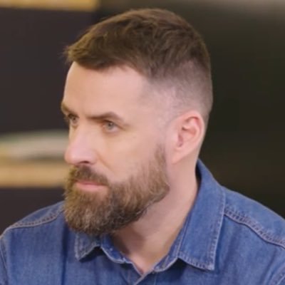 YouTubeur 320 K - Tik Tok 58 K | Animateur et Commentateur | Rouge et Noir dans le Cœur 🔴⚫️