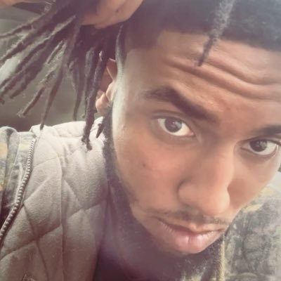 offixialj7's profile picture. 