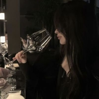 dby_altrego's profile picture. just a place where I can tell anything without worrying and be my true deepest darkest self without anyone judging.