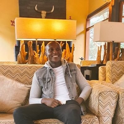 Civil engineer .Martial arts enthusiast . Living kidney donor. Lionel messi is the🐐🐐🐐. #arsenal fc...
retweets not endorsements..