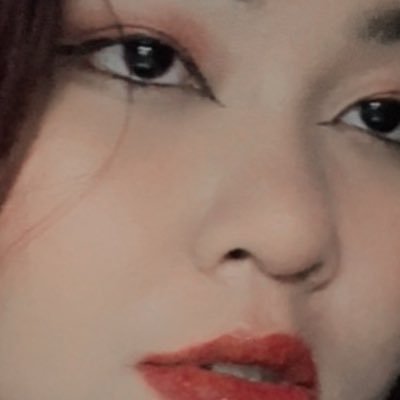 dryblossoms's profile picture. get lost
