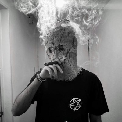 Laporte_32's profile picture. Si llegaste hasta acá, es acá donde me vengo a descargar