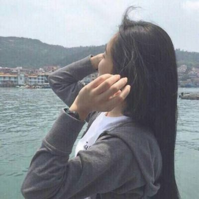 lesefasm97215's profile picture. 
