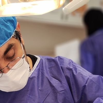 ScenesOfMe's profile picture. دندونپزشک مورد علاقه ی کودکان شما. مقدار زیادی بی ادب. هیچ چیز از بنده بعید نیست کاملا نزدیکه.
#بدون_سهمیه