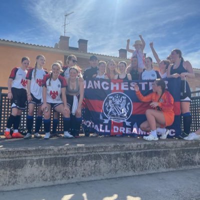 Dad to two amazing girls 
Bury fc women assistant manager