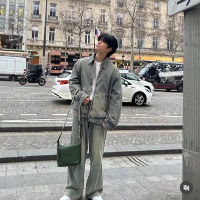 CtXUWsVaDF46816's profile picture. 