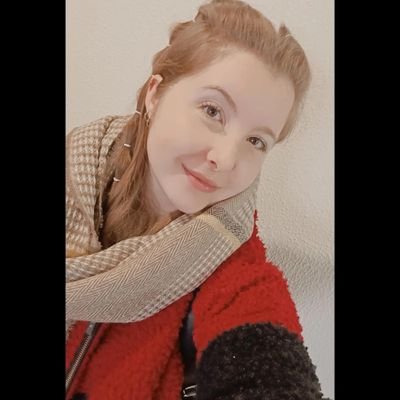 Tengo una sonrisa guardada para el día que te conozca. 💜