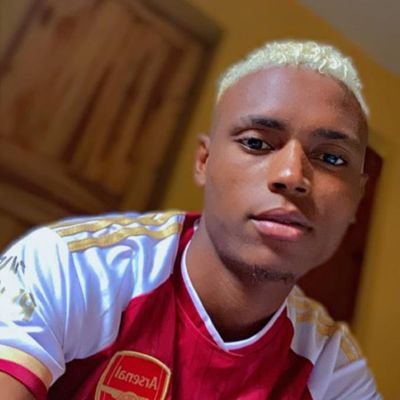 🔞 upcoming content creator
 chef

number 1 fan of @wizkidayo @postmalone @pepsi lover 🥰.
#Arsenal💕
#Yoruba demon😜