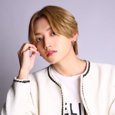 wing28269375's profile picture. ATOM-ROYAL