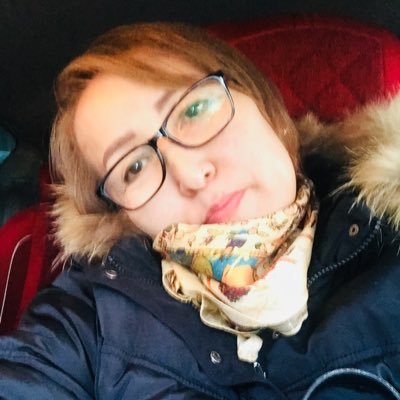 Muugii0308's profile picture. Хошин шогийн мэдрэмжтэй эхч