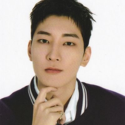 verwonies's profile picture. support gay music by listening to svt