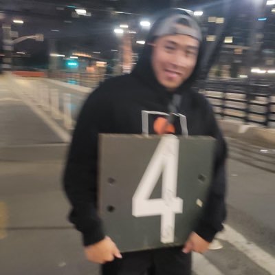 VnzKnivre's profile picture. TBD, but something around CyberSec and Programming 🧑🏻‍💻| Enjoyer of Music 🎵 + Video Games 🎮 + Coffee ☕️ + Snowboarding 🏂 |