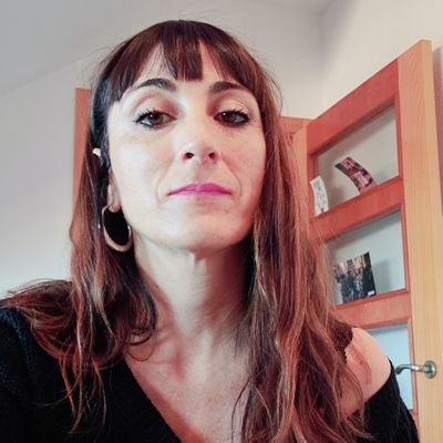 Treballadora a l'educació pública i presidenta de Sura Associació, entitat valenciana que lluita per l'equitat educativa.