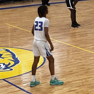 5’9 Guard c/o 2027 🔥🔥….”Preparation for tomorrow is hard work today”-Bruce Lee🏀🏀 3.6 GPA🏀🏀#DefenseFirst🏀🏀#Bucket🤫🏀🏀#TrueFreshman🏀🏀#NoReclass