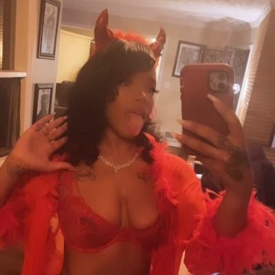 😈‼️ my page is entertainment only! Enjoy the page and stay tf out my dms! 🦅🌎⚓️ https://t.co/7xlAg1N31v