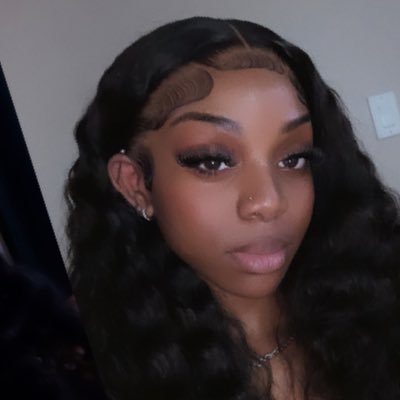 Insta : @luxmya_ Hair page @adoseofjamya I WILL LAY A BITCH OUT TRY YA MAMA NOT ME