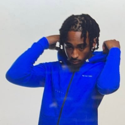 B4BJU's profile picture. Ironic how the bitch can’t suck dick, but got a lot of lip