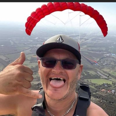 scuttyboy's profile picture. Bognor Regis Town Home & Away!  🟢⚪️