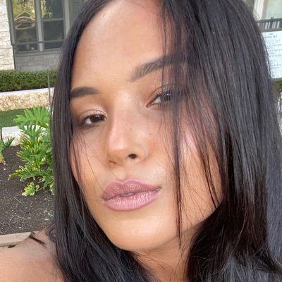 Makeupxroca's profile picture. cr glam girl 🫦