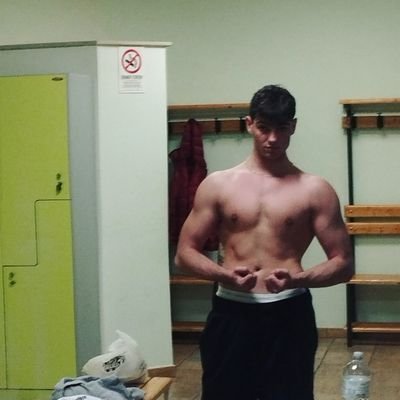 AdaFnbr's profile picture. 1x fncs semis 100$ zb earn |
quit fn.