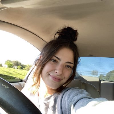 frankigeorge9's profile picture. 👻frankiannmarie