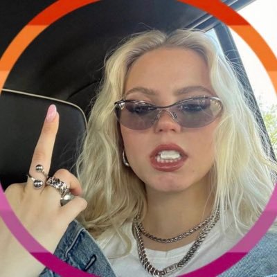 studyalu's profile picture. uma quase enfermeira que adora procrastinar tentando se manter motivada | #studytwt