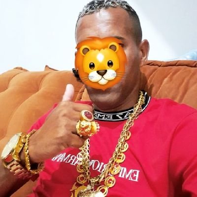 Seja o maior fã das tuas conquistas, só você sabe o quanto foi difícil.❤️🙏🏾