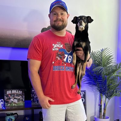 Husband & Father | Host of @LockedOnBills & Co-host of Locked On NFL Scouting Podcast | Author: Go Bills! & Buffalo's Run | joemarino65@gmail.com