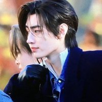 ً (@vloquid) 's Twitter Profile