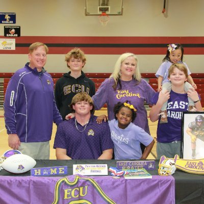 @PLAYNAIA All America ‘01 / Proud Dad to @peytonreeder 🏈, Camden🏀, Brooks🏈🏀, Reynolds🥎💃 & Emmalyn 🦄 / GO PIRATES @ecuathletics MAGA 🇺🇸