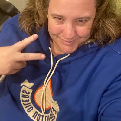 oily 4 life. writer. dreamer. Canadian Hockey girl! 🧡💙 TIKTOK @ Oily4life