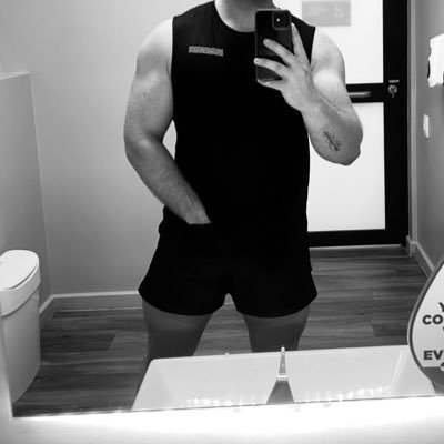 AJj951's profile picture. 