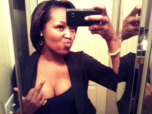 CourtneyBad10's profile picture. #Teamself #teamfollowback #teamprettybitches Live is what you make it #teamsmokeone #teamBeyonce #TeamFuckU 凸(•̪●)凸