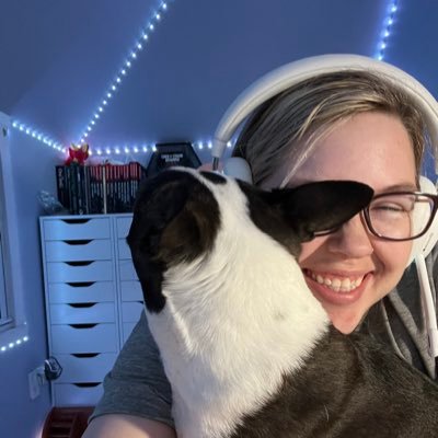 AsToldByDanni's profile picture. Carmen Sandiego’s way cooler hippie cousin. 🌼 Oh- and I like Dungeons & Dragons (a lot) 🎲⚔️ #WheresSilkSong