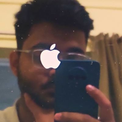 ~Aspiring to be a Full Stack Developer and Mobile Developer~
GitHub - https://t.co/W1XwbaF6ZD 
LinkedIN - https://t.co/9xEgPs1gO2