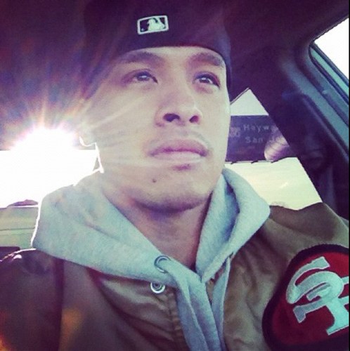 Moving from one moment to the next. No regrets.

Instagram handle: roy_see