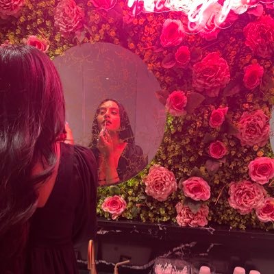 zzarishzahid's profile picture. Full time disappointment