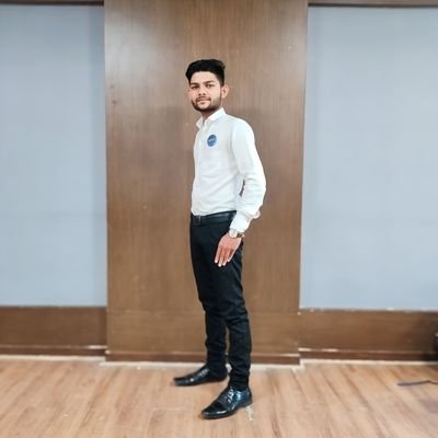 isadiqshaikh's profile picture. Tech Enthusiast ||
Like to code♥️