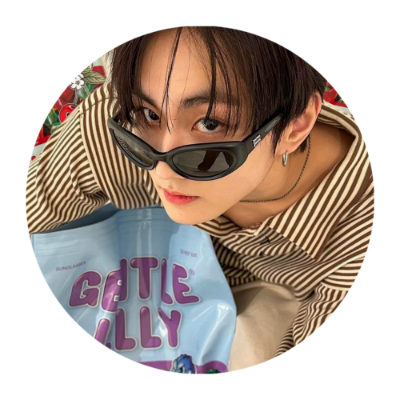 lapanjuni's profile picture. Business Account.