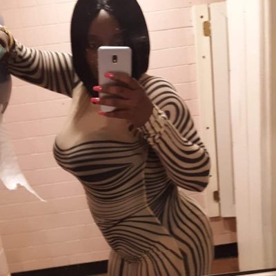 puntprincess's profile picture. New to the betting world😊 Stop by and drop a little knowledge👩🏾‍🏫📚