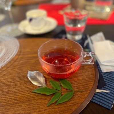 MlRn4MeFze7QLEd's profile picture. 